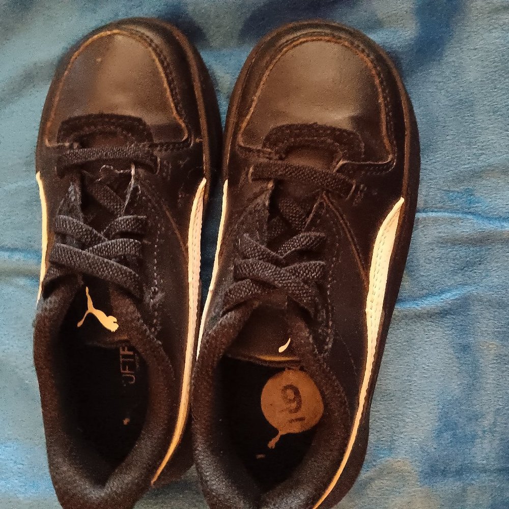 Puma sneakers for little boys